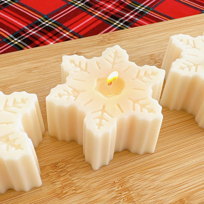 The Cutest Hits Soy Candle Christmas Snowflake – Winter Holiday Candle