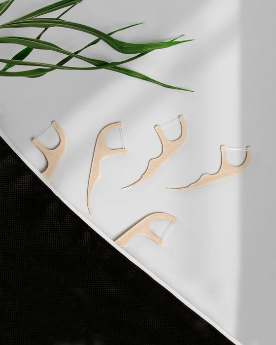 The Humble Co. Floss Picks Mint-Infused 50picks