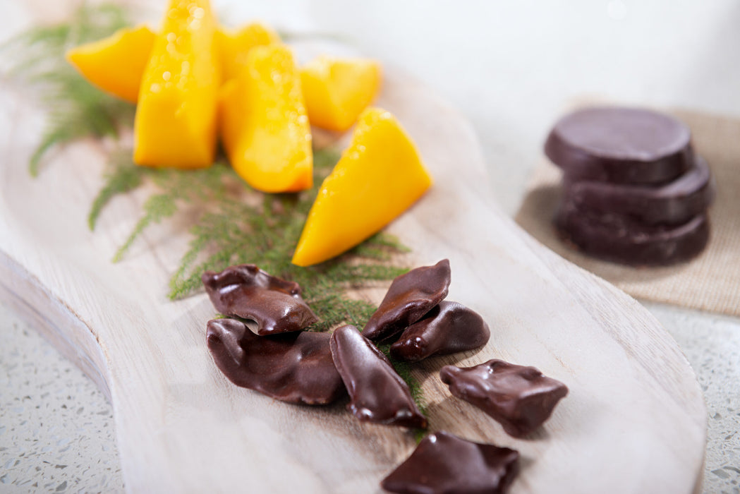 Green Sun Organic Dark Chocolate Covered Mango 91g