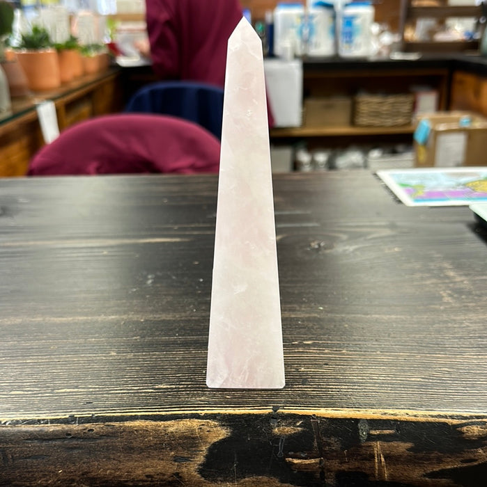 Obelisk - Rose Quartz